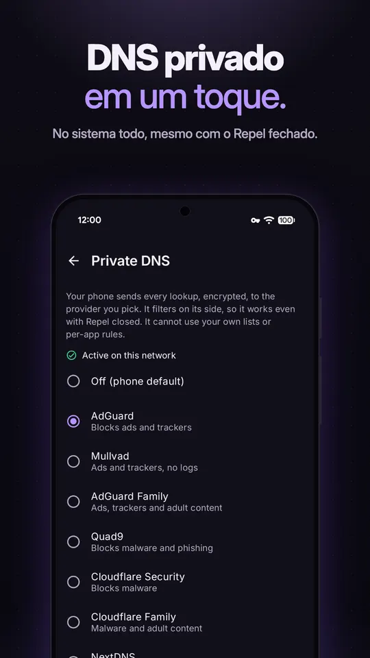 Seletor de DNS privado com AdGuard selecionado e opções para Mullvad, AdGuard Family, Quad9 e Cloudflare